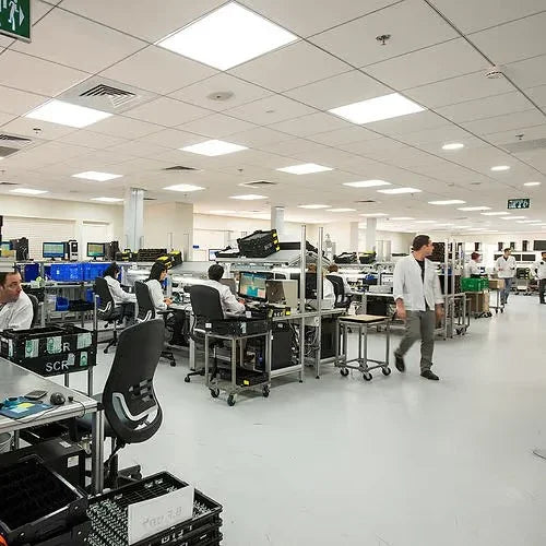 פאנל לד שקוע לבן LEDVANCE PFM 25W IP40 אור ניטרלי - אור שי סיטונאות חשמל בע״מ