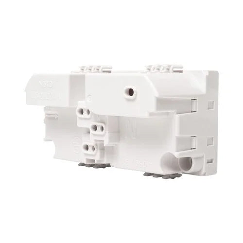 שקע כח ישראלי כפול לבן - אור שי סיטונאות חשמל בע״מ