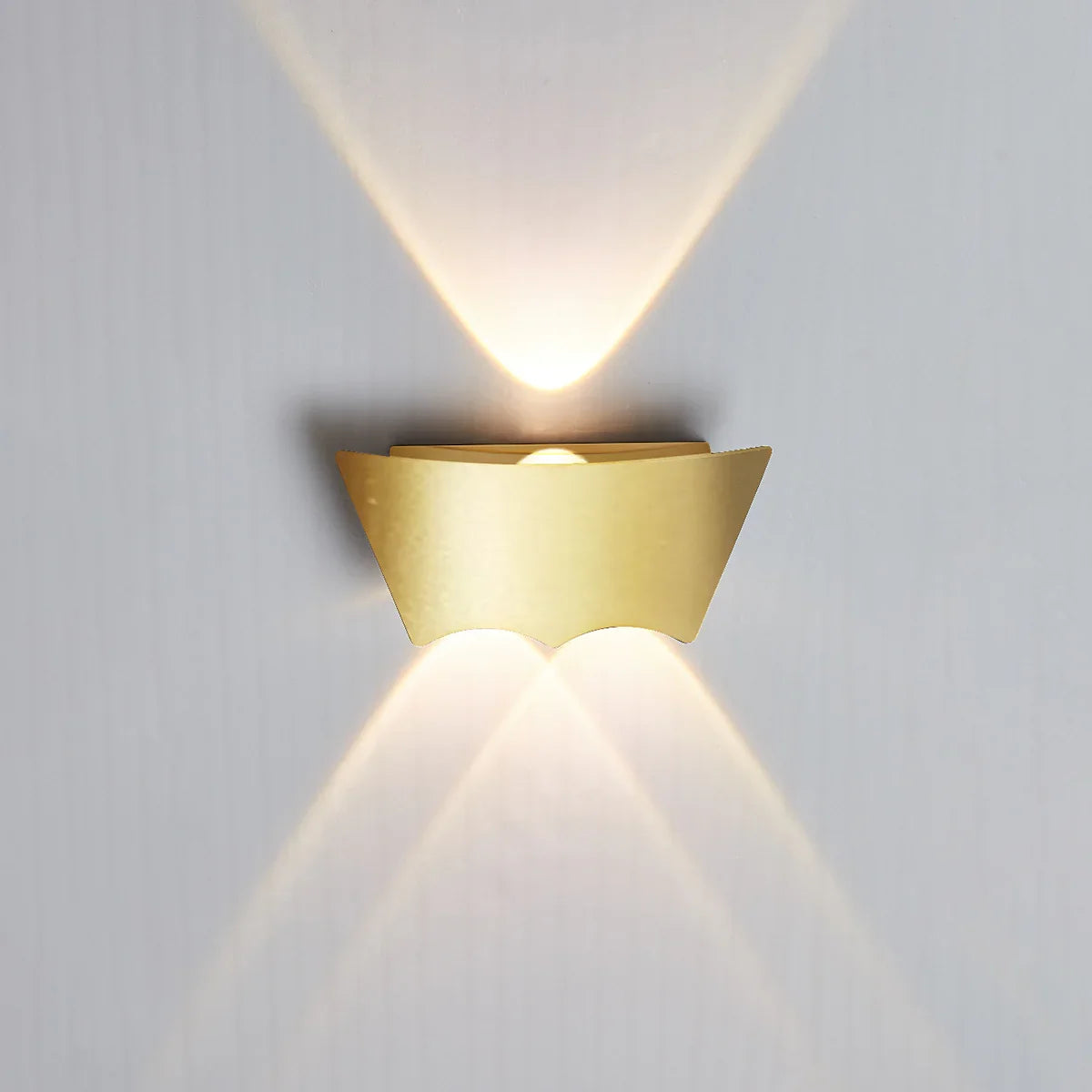 לורי 43-76 153-05-6W - אור שי סיטונאות חשמל בע״מ