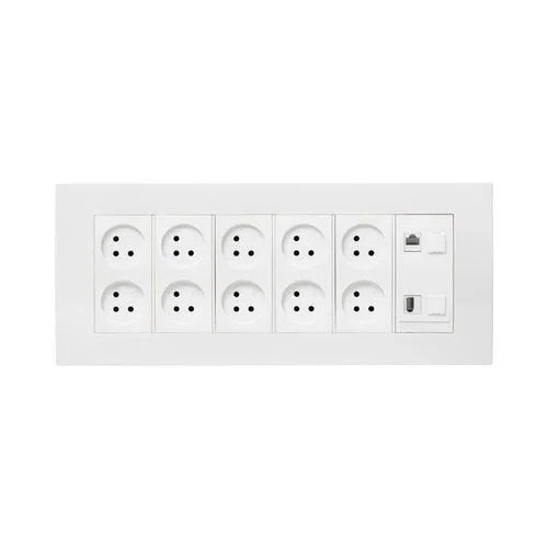עמדת HOME & OFFICE תחת הטיח 12 מודול, 10 שקעים ומתאם ג - אור שי סיטונאות חשמל בע״מ