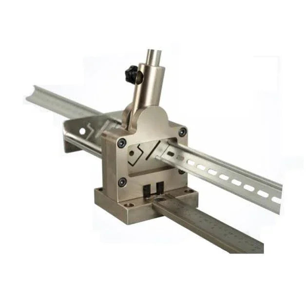 כלי לניקוב וחיתוך מסילות DIN - כלי עבודה - Uriel-Shay - אור שי סיטונאות חשמל בע״מ