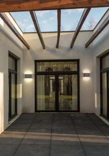 צמוד קיר שחור FLAT UP&DOWN 6W IP65 3CCT - אור שי סיטונאות חשמל בע״מ