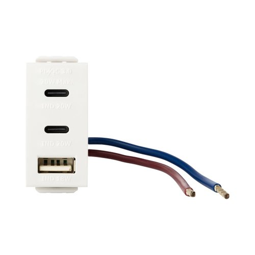 מטען 3 יציאות USB 2C+A PD 20W לבן מט 1 מודול ניסקו סוויץ'