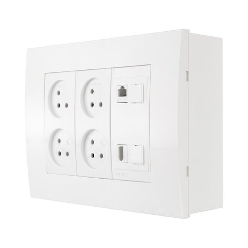עמדת NISKO OFFICE על הטיח לבן 6 מודול, 4 שקעים, 1 מחשב 1 טלפון