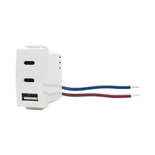 מטען 3 יציאות USB 2C+A PD 20W לבן 1 מודול ניסקו סוויץ'
